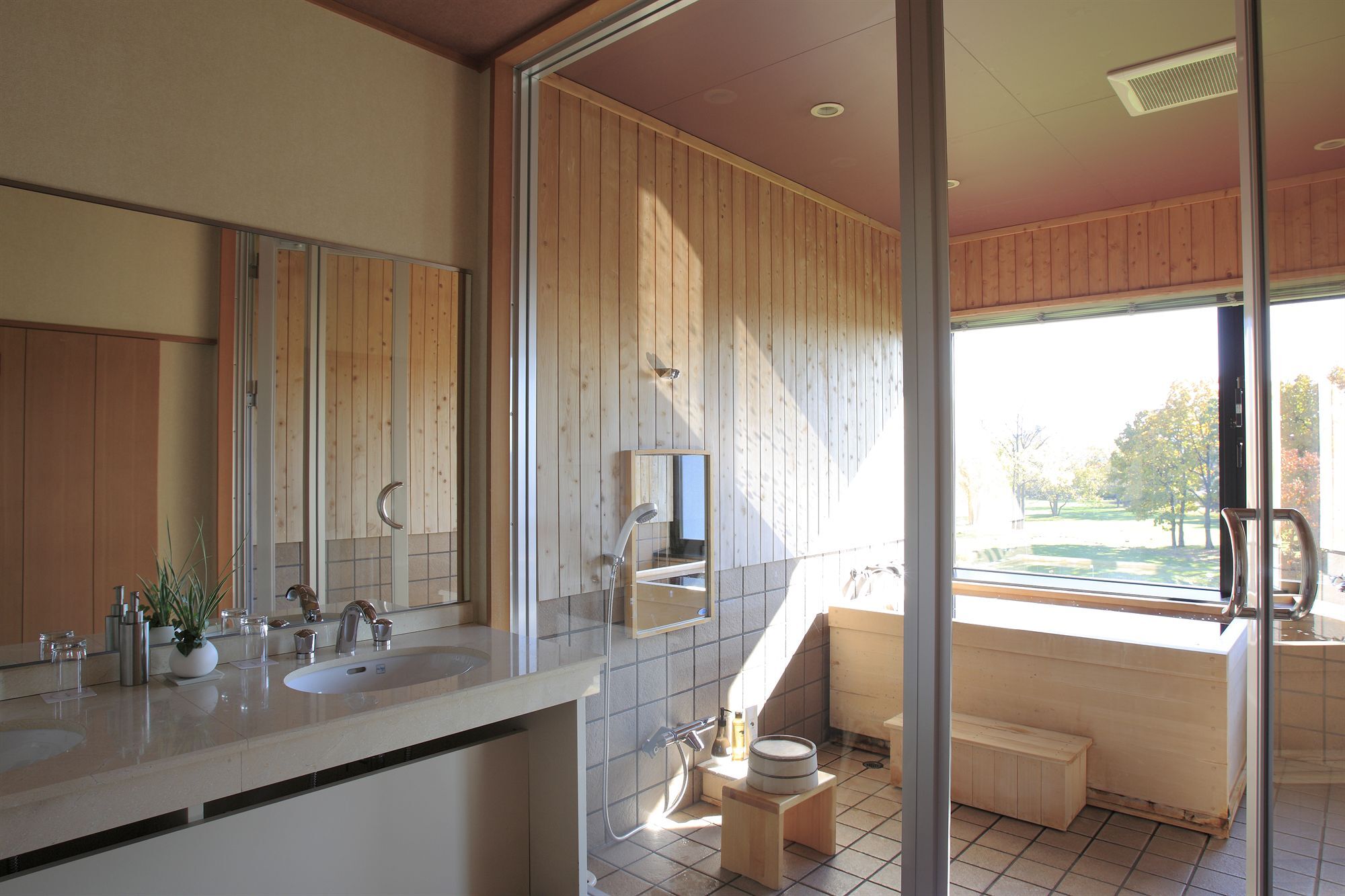 โทกะชิกาวะ ออนเซน ซันโย Hotel Otofuke ภายนอก รูปภาพ